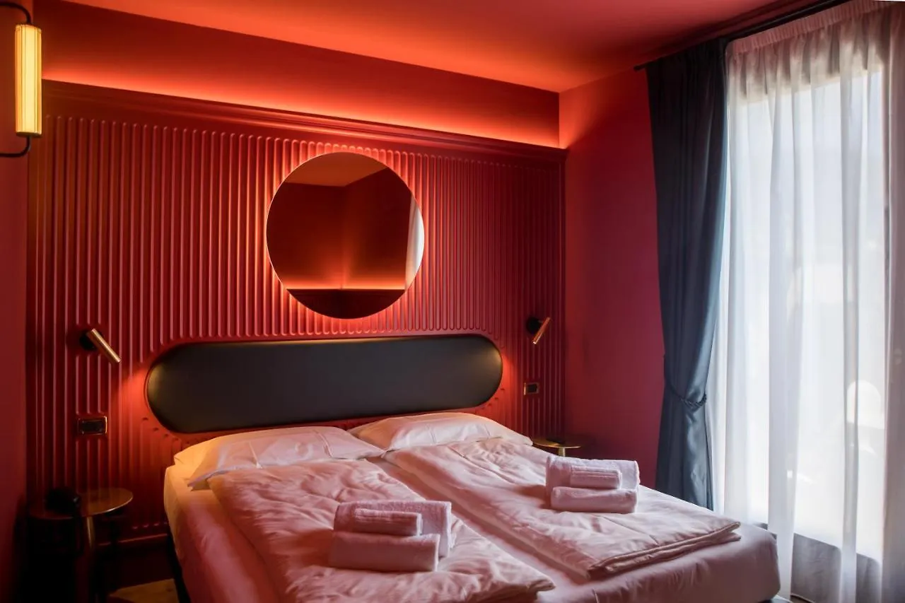 Hotel Miro' Garda  İtalya