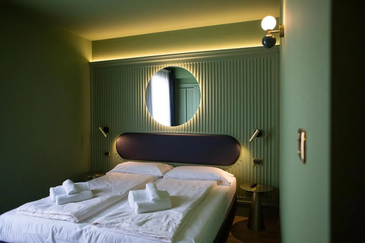 Hotel Miro' Garda   Garda (Verona)