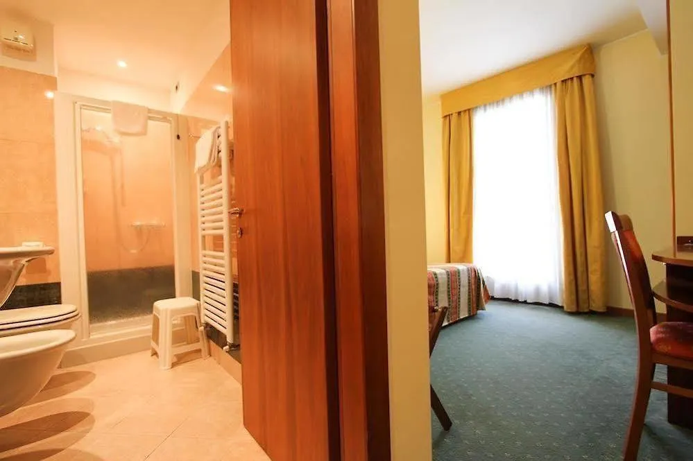 Hotel Miro' Garda  İtalya