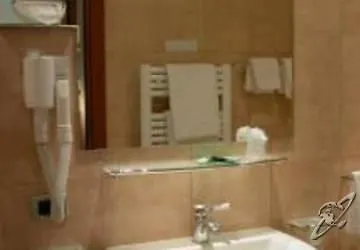 ***  Hotel Miro' Garda  İtalya